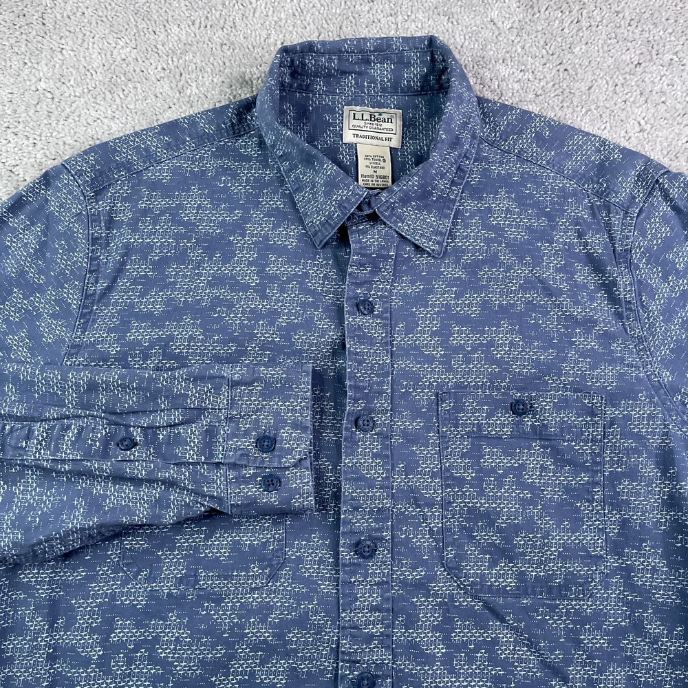 LL Bean Shirt Mens Medium Blue Camo Geometric Stretch Cotton Lyocell Traditional